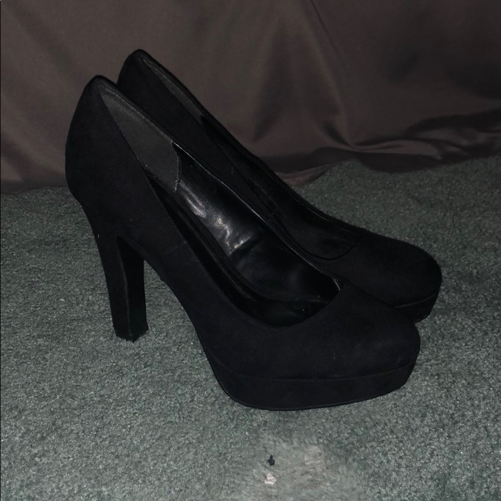 Black heels